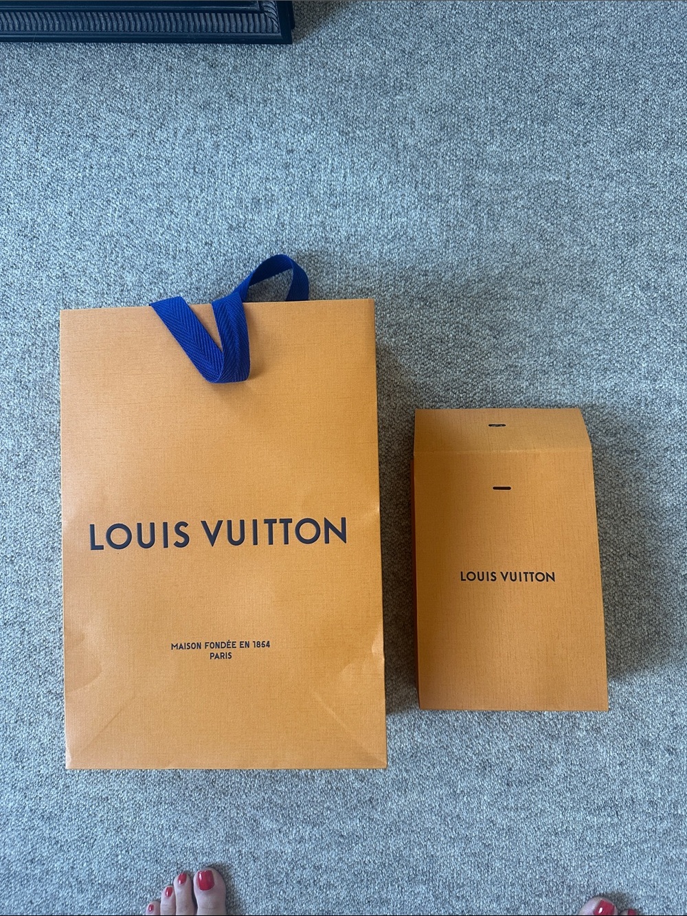 🎃Authentic Louis Vuitton Orange Shopping Bag with Blue Ribbon Handle & small box